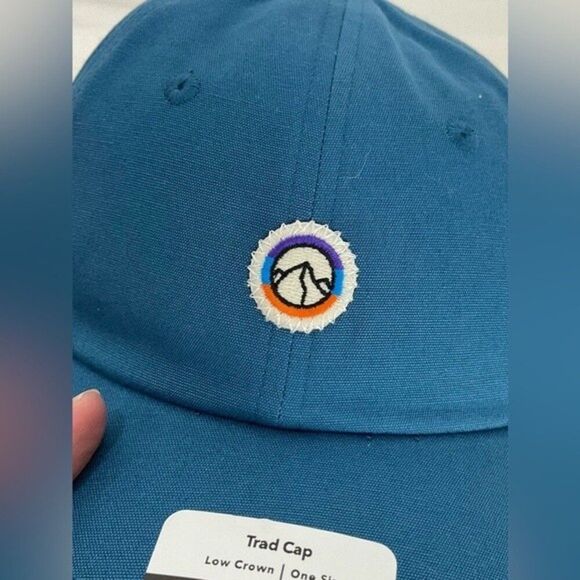 Patagonia Cap Hat Icon Trad Wavy Blue NWT Ball Cap Outdoor Fitz Roy - Picture 12 of 12